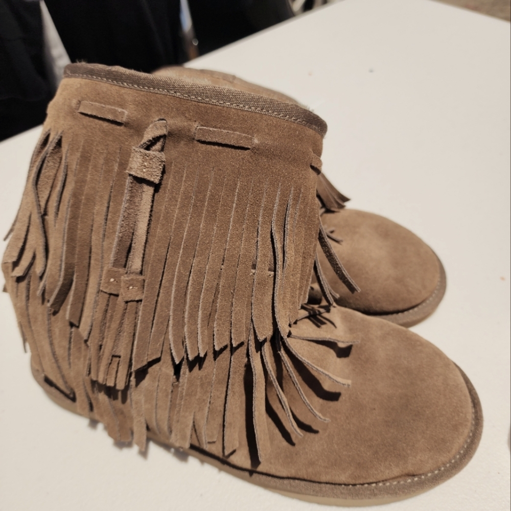 Koolaburra Plush Lined Footwear